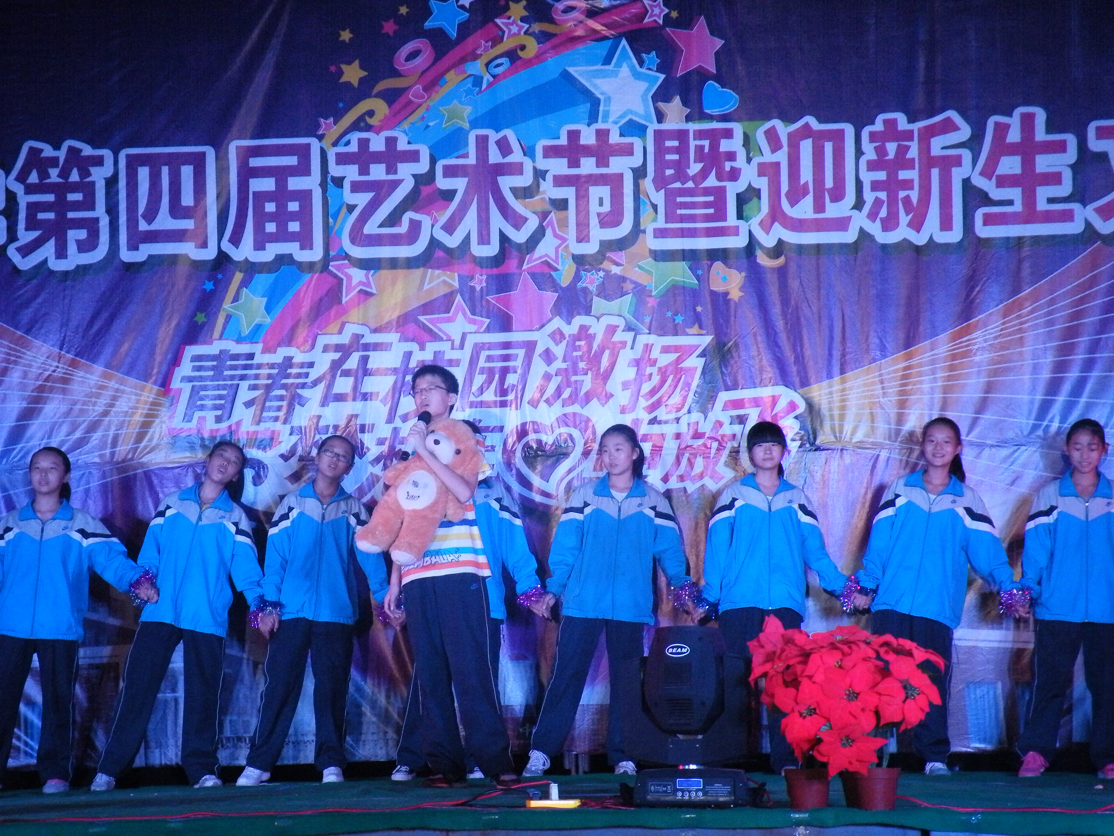 Ƭ 073.jpg